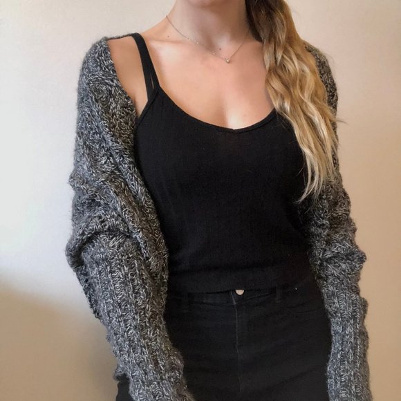 Le Chateau Long sleeve wool sweater cardigan
